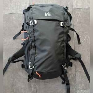 REI Trail 25 Pack